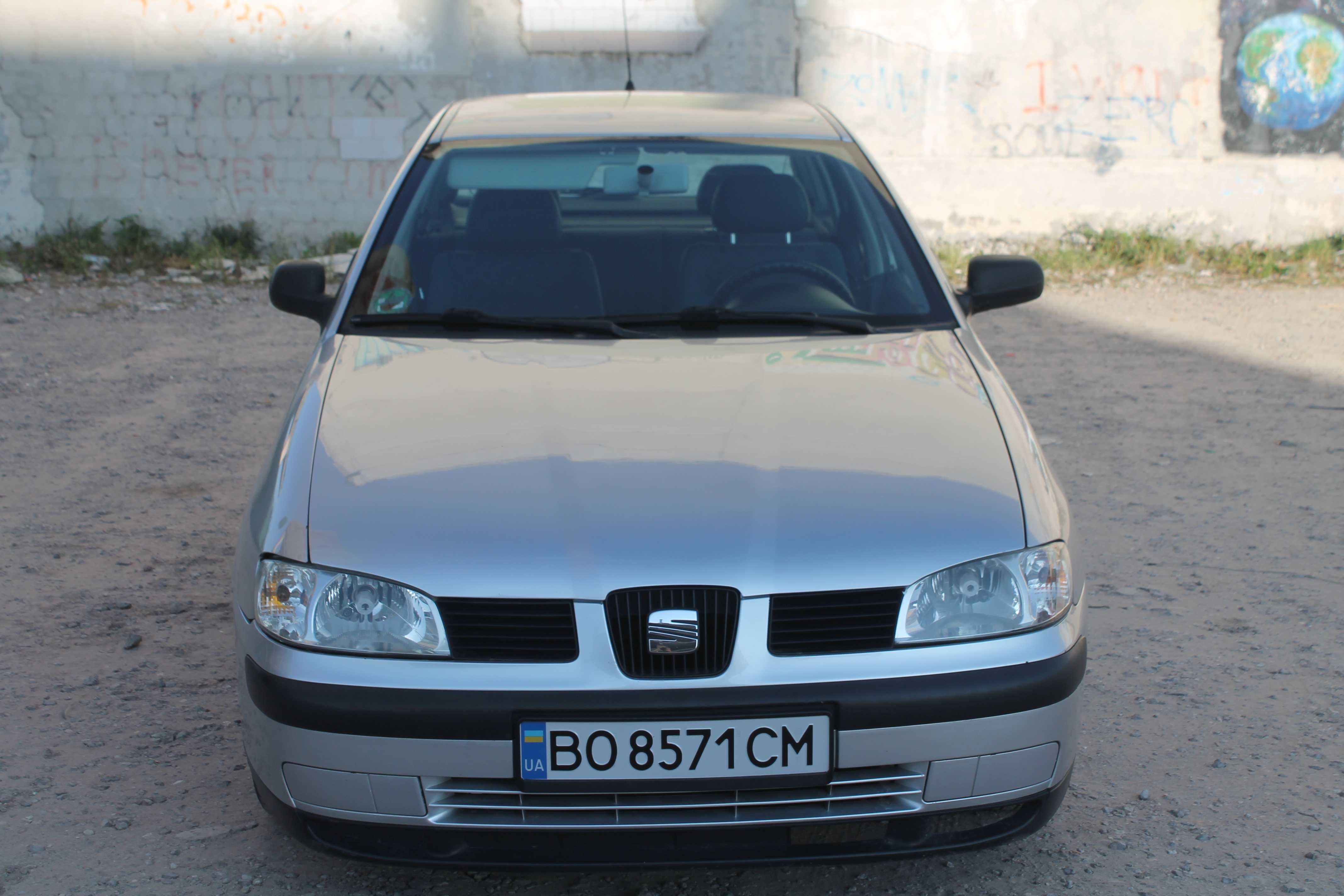 продаю seat 2001 року