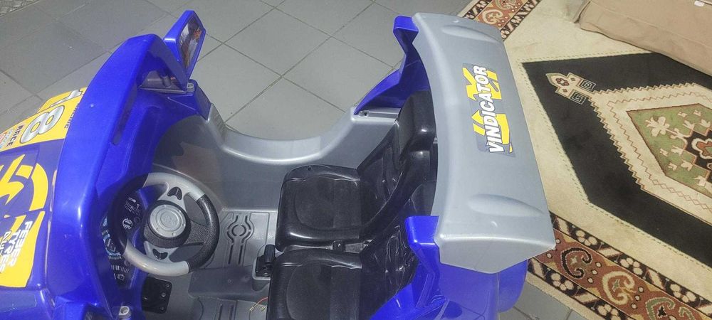 Carro Elétrico Como Novo