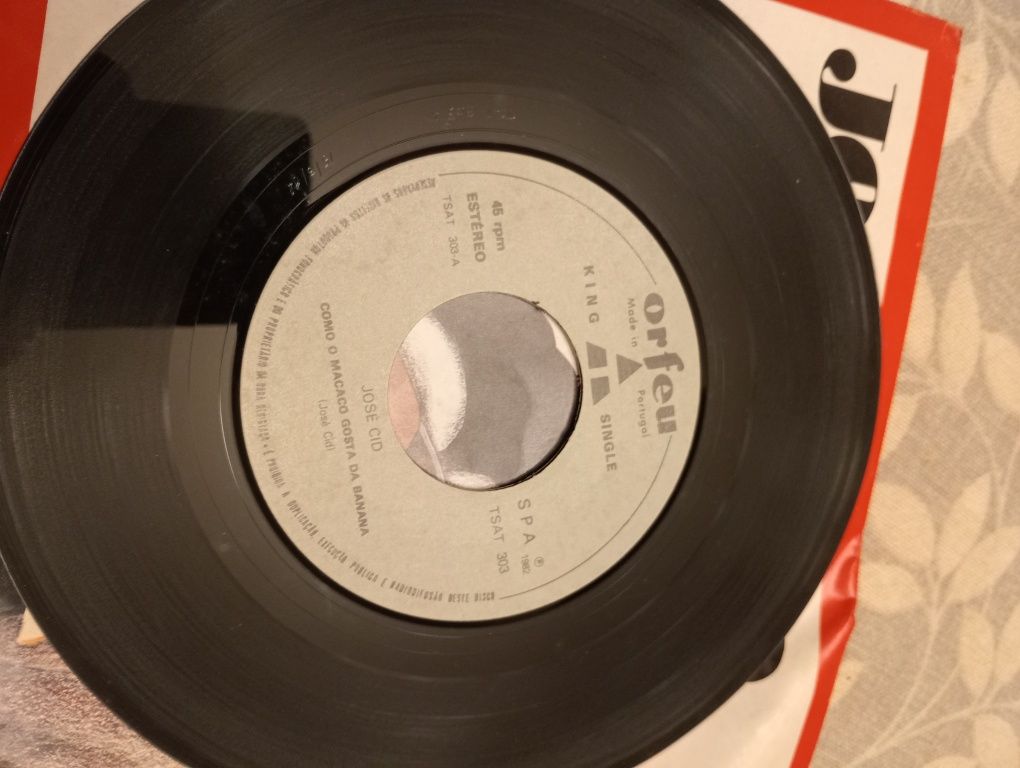 Vinil 7 pol de José Cid c/Como o macaco gosta da banana eu gosto de ti