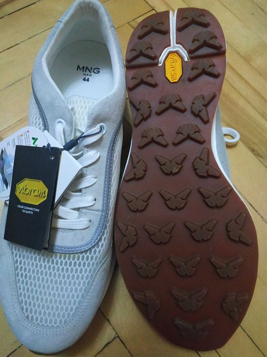 Фирменные светлые нежаркие летние кроссовки Mango