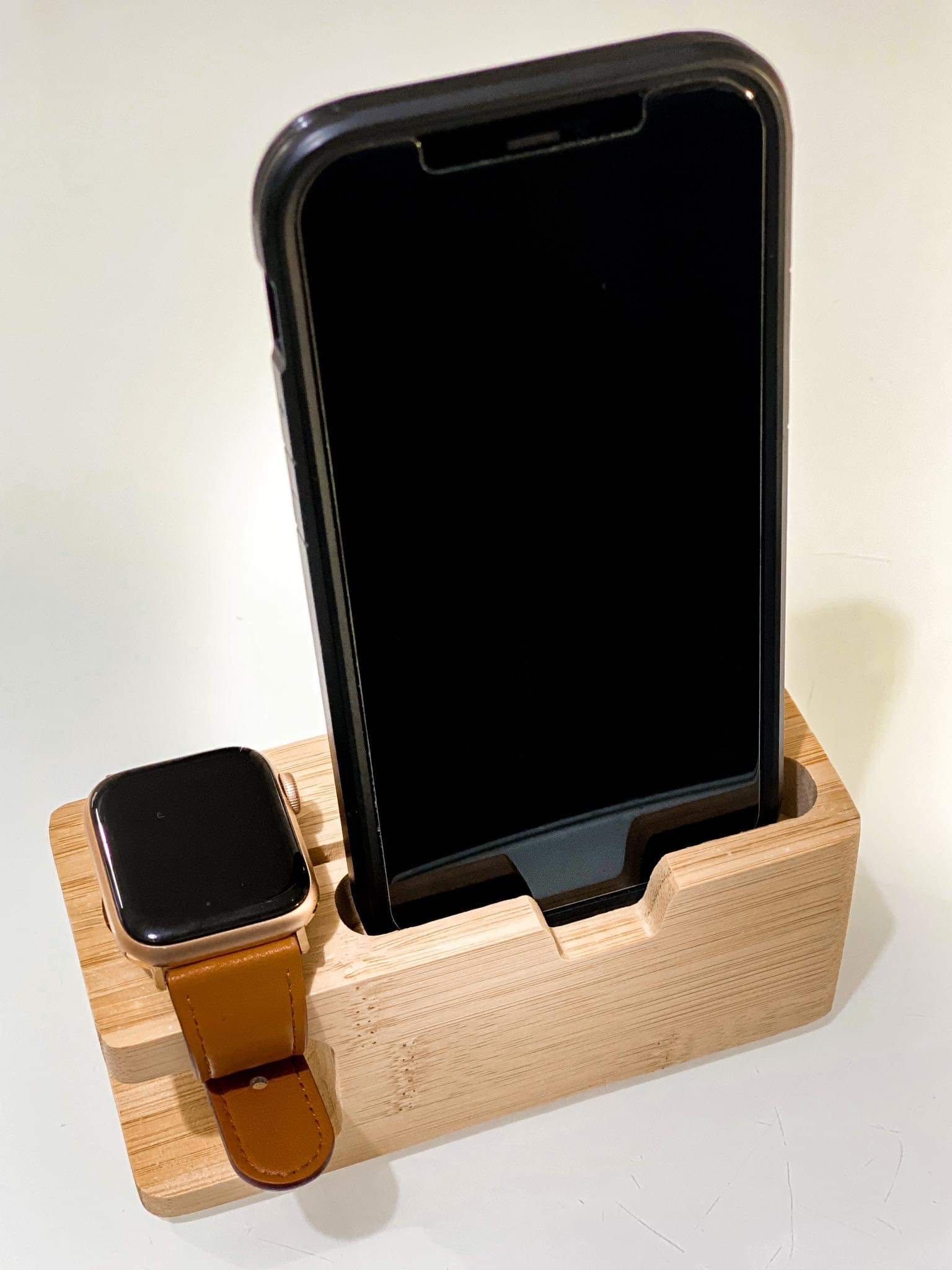 Stacja dokująca 2w1 iphone / apple watch bambus / organizer kabli