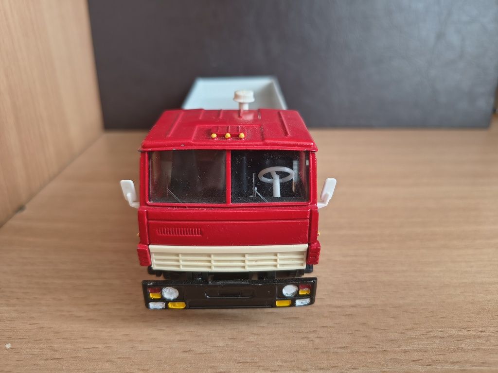 Model KamAZ-5325 skala 1:43, ZSRR, CCCP, AREK