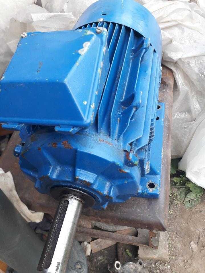 Silnik elektryczny 15kW 1400 obrotów