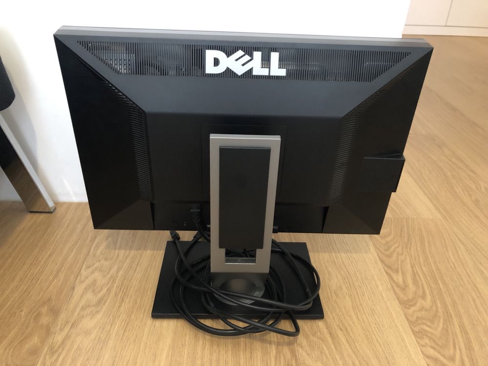 Monitor dell 22cale