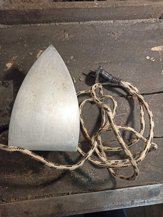 Дорожный утюг СССР