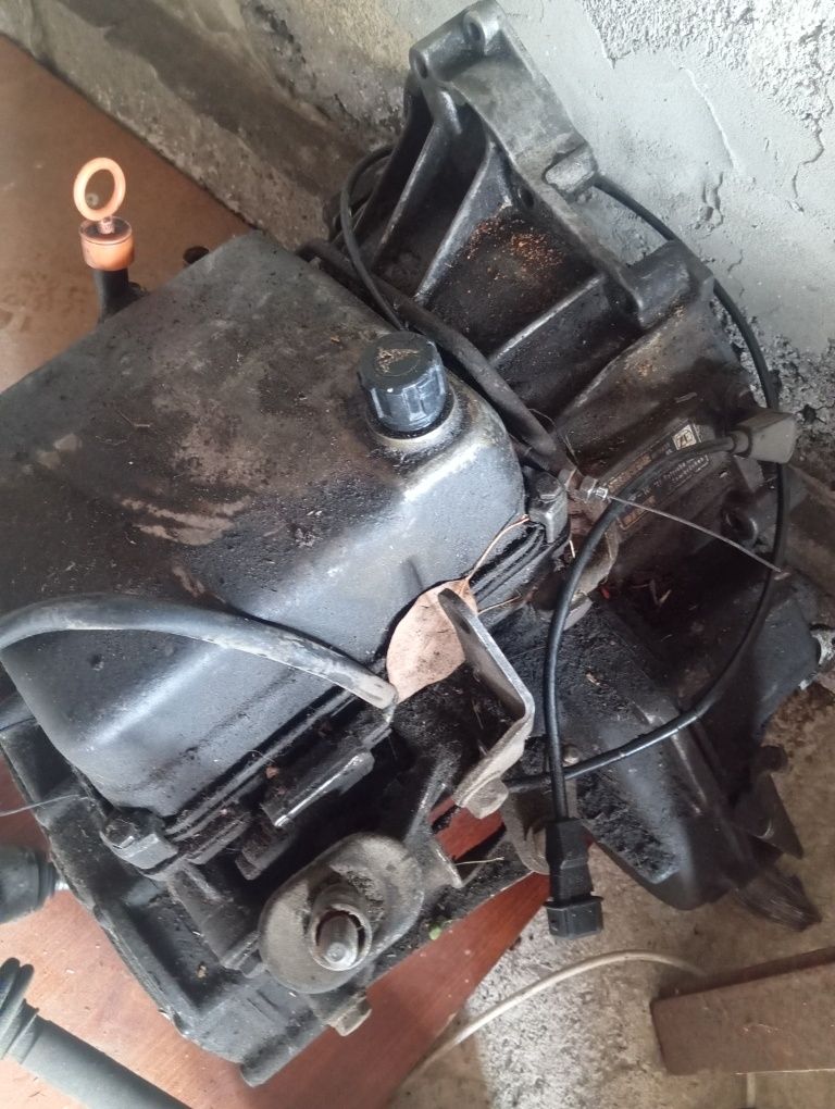 КПП автомат Пежо 605