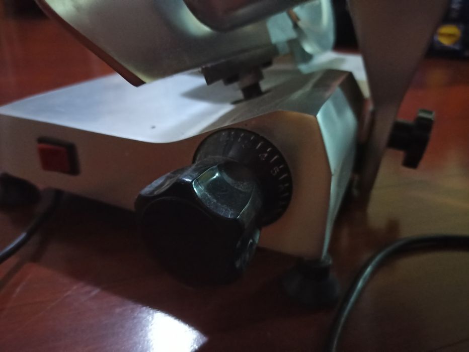 Fiambreira como novo