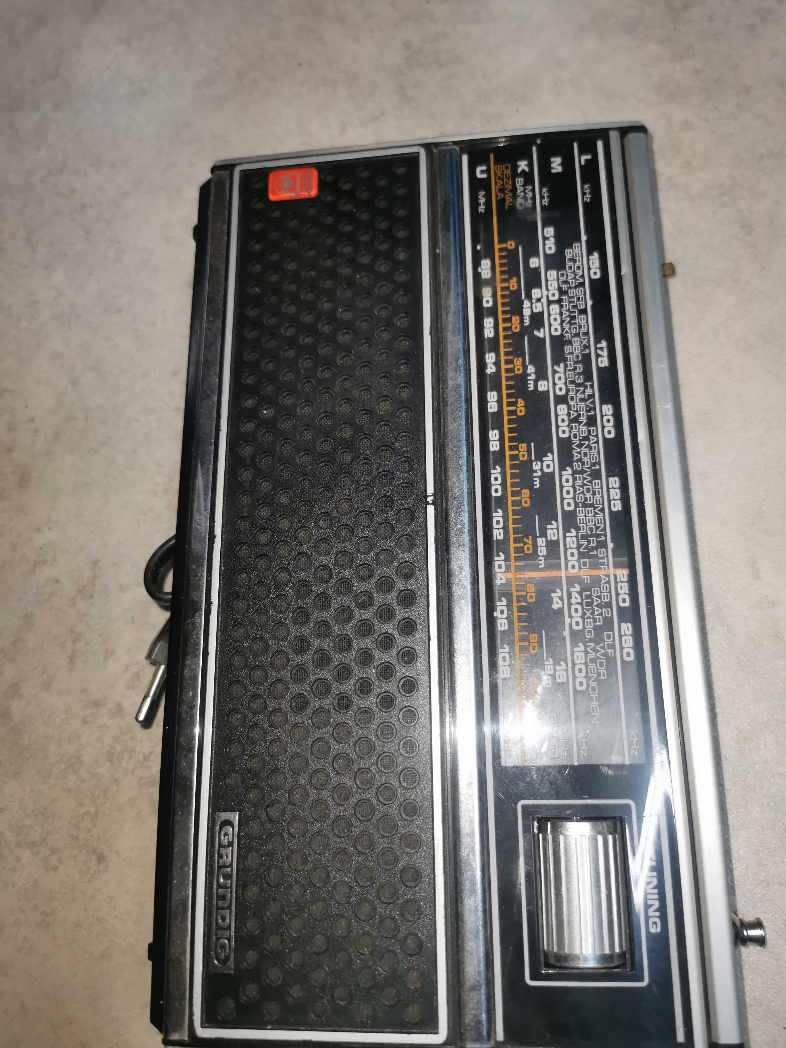 Радіо    Grundig  Yacht boy 100