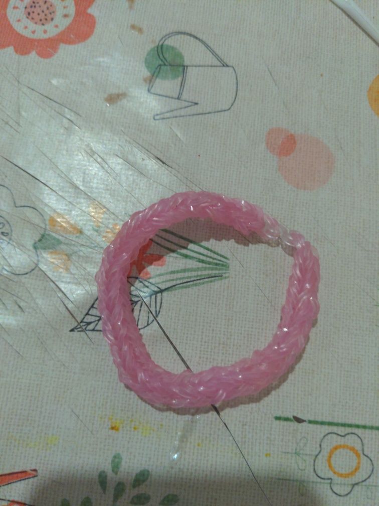 Pulseira de borracha