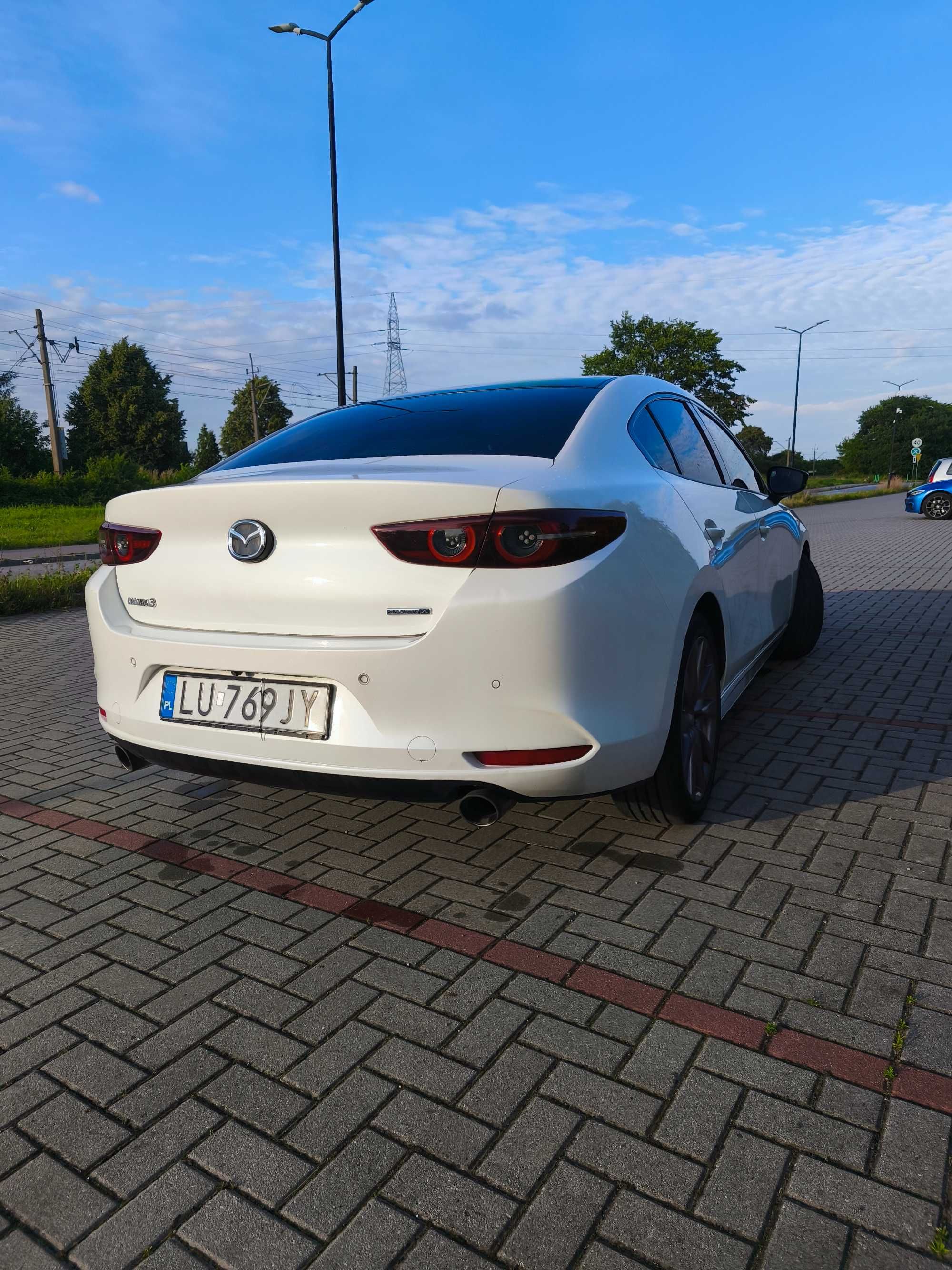 MAZDA 3 Automat 2.0 M-Hybrid Led Radary Kamera Biała Perła Head-up