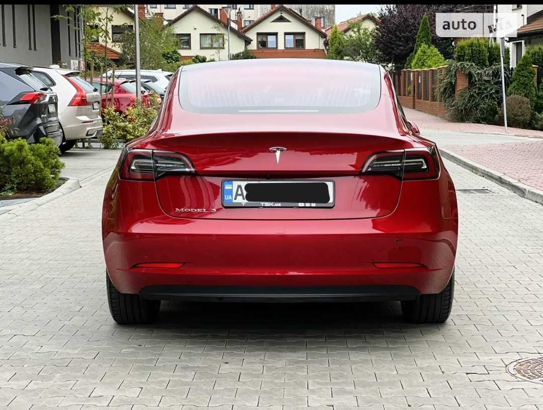 Tesla model 3 Long Range