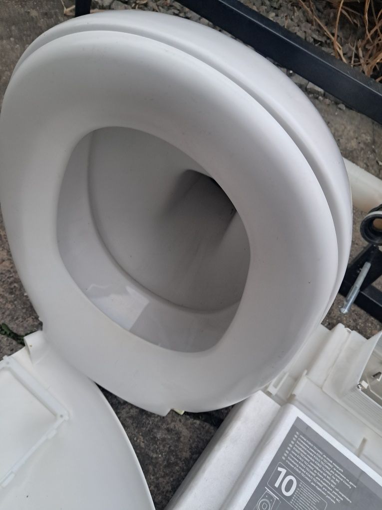 Geberit, toaleta, miska WC do zabudowy KOŁO