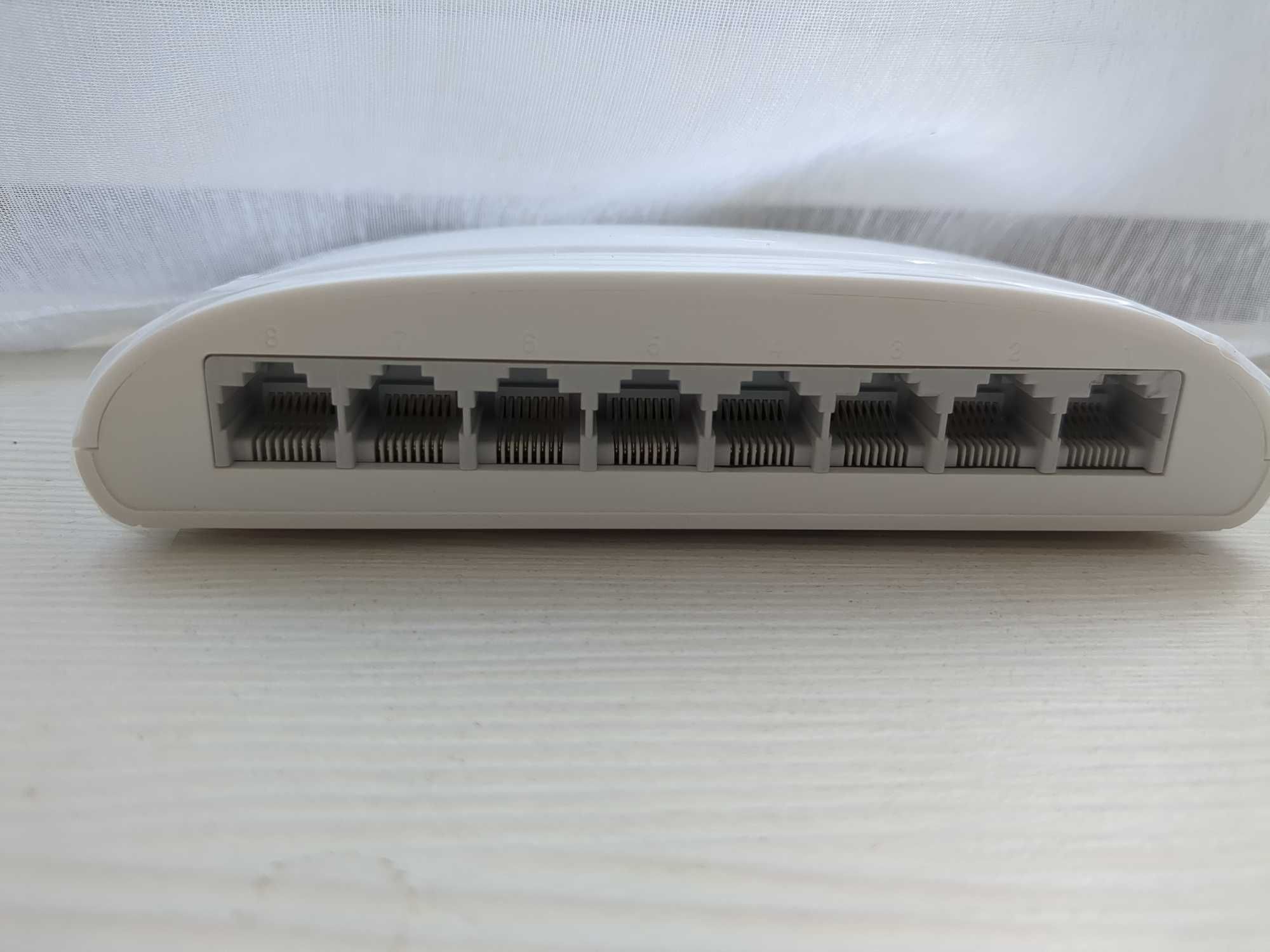 Switch D-link DGS-1008D