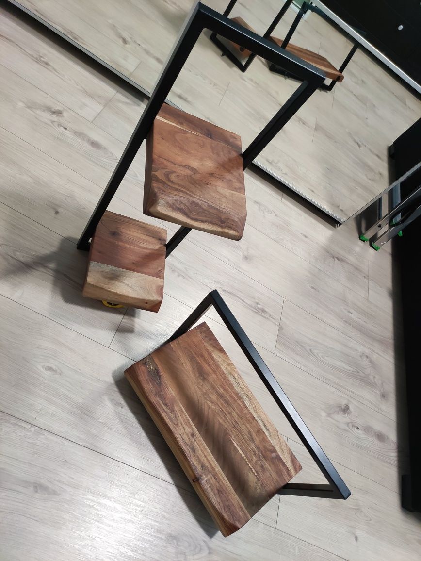 Dwie półki ścienne lite drewno i stal, porządne