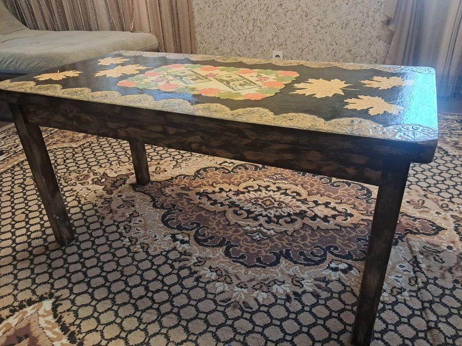 Продам стіл журнальний