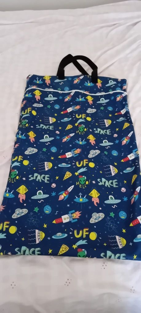 Saco para fraldas ou roupa suja para bebé