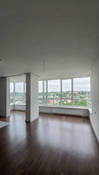 Продається Пентхаус 186 м² з ремонтом і терасою Чернівці, ЖК Роднічок