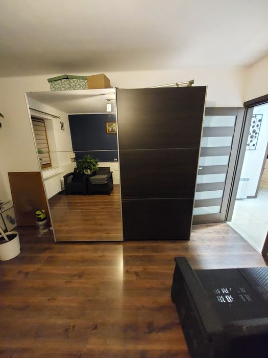 Duza szafa z lustrem