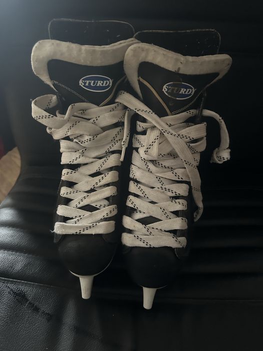 Коньки для льда 2 пары в наличии 39 и 40 размер