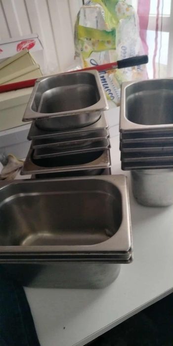 Pojemniki do gastronomii. 13 sztuk