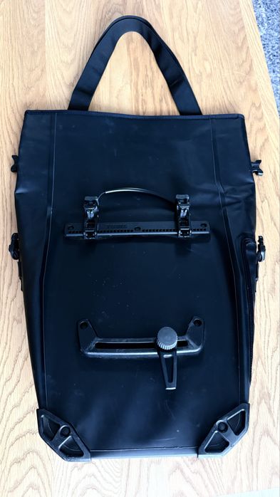 Sakwa Thule Shield Pannier 17L