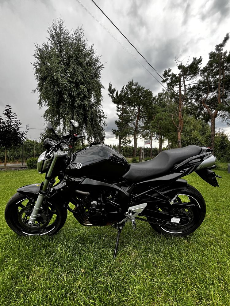 Yamaha FZ6N Black Edition