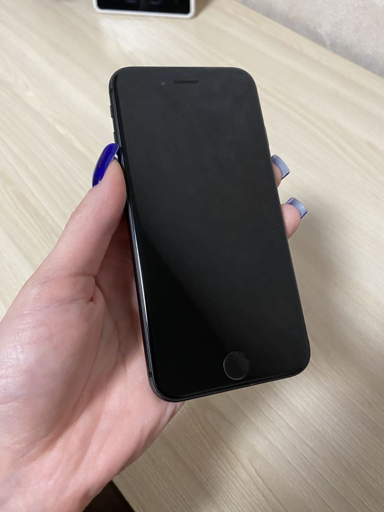 Магазин Apple iPhone 8 64GB (space gray)