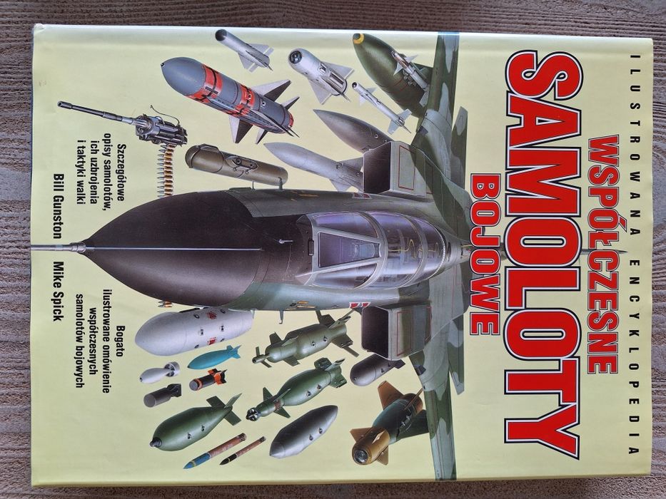 Broń, okrety podwodne, samoloty, śmigłowce - seria 6 wydań albumowych