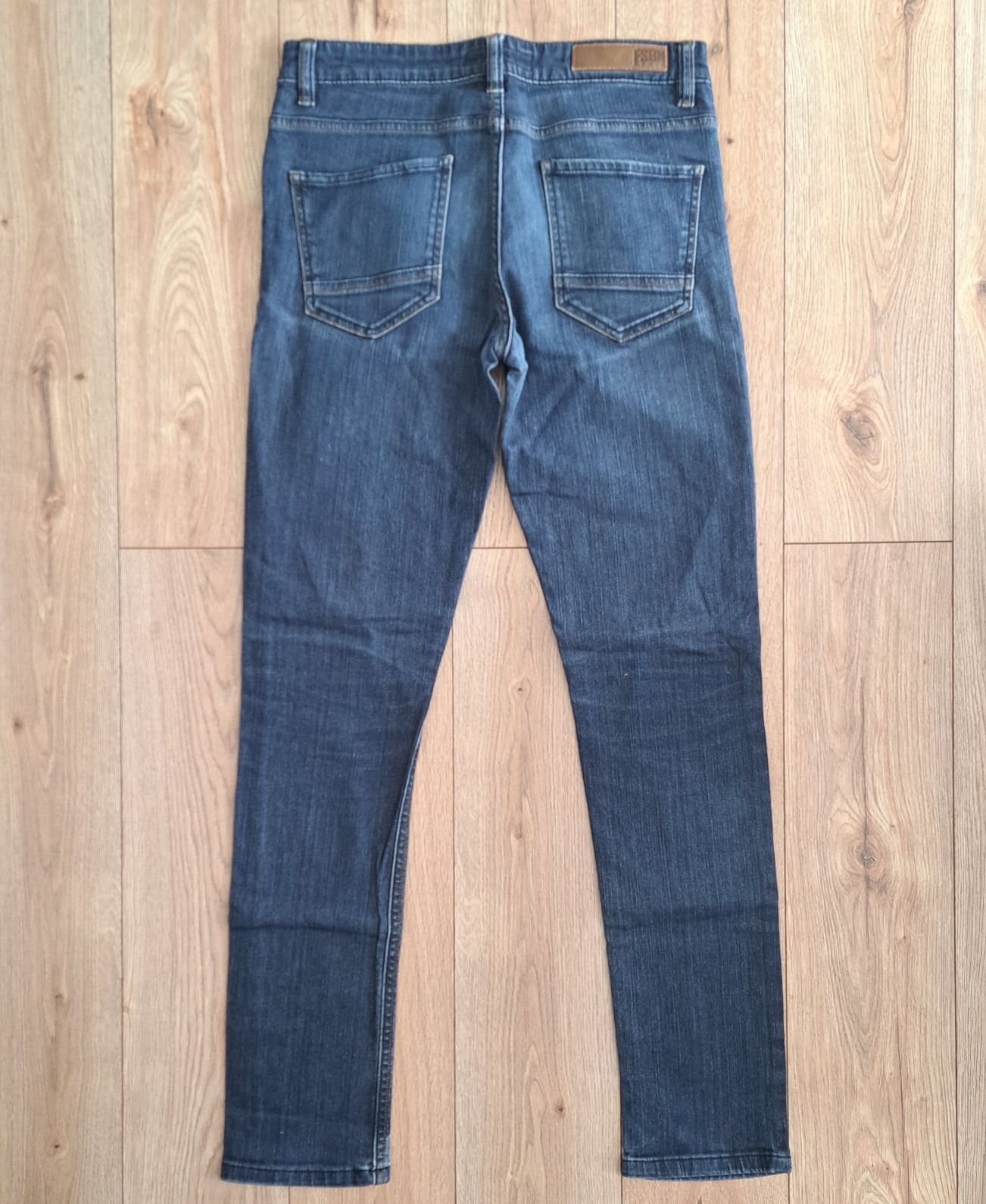 Męskie jeansowe spodnie NEW YORKER slim fit rozmiar 32/34