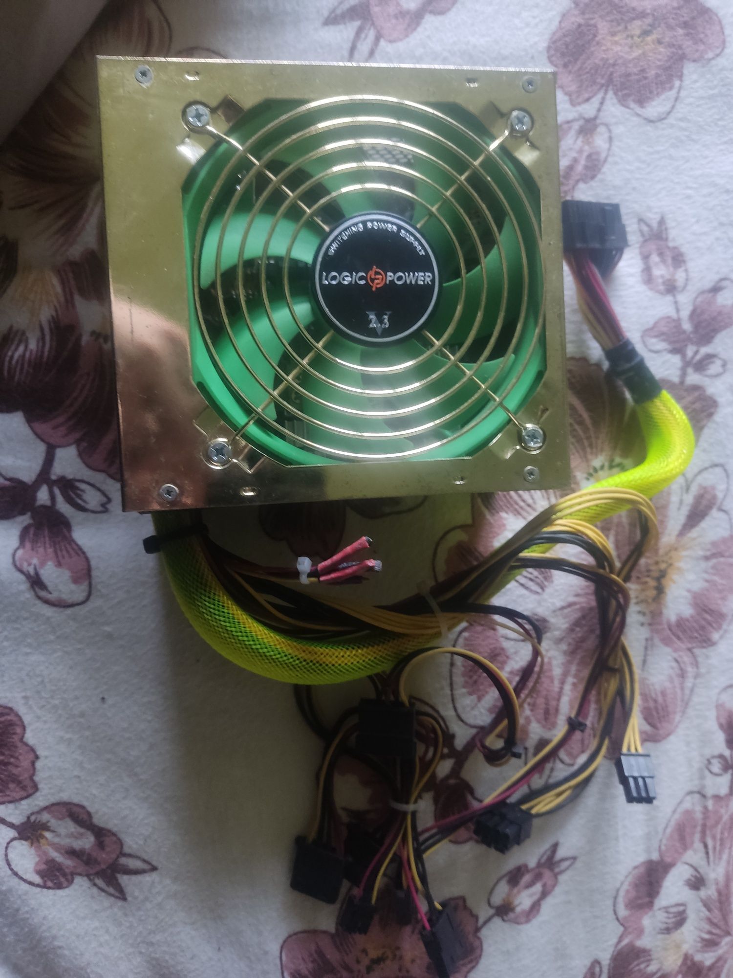 Блок живлення Logic Power lp-520
