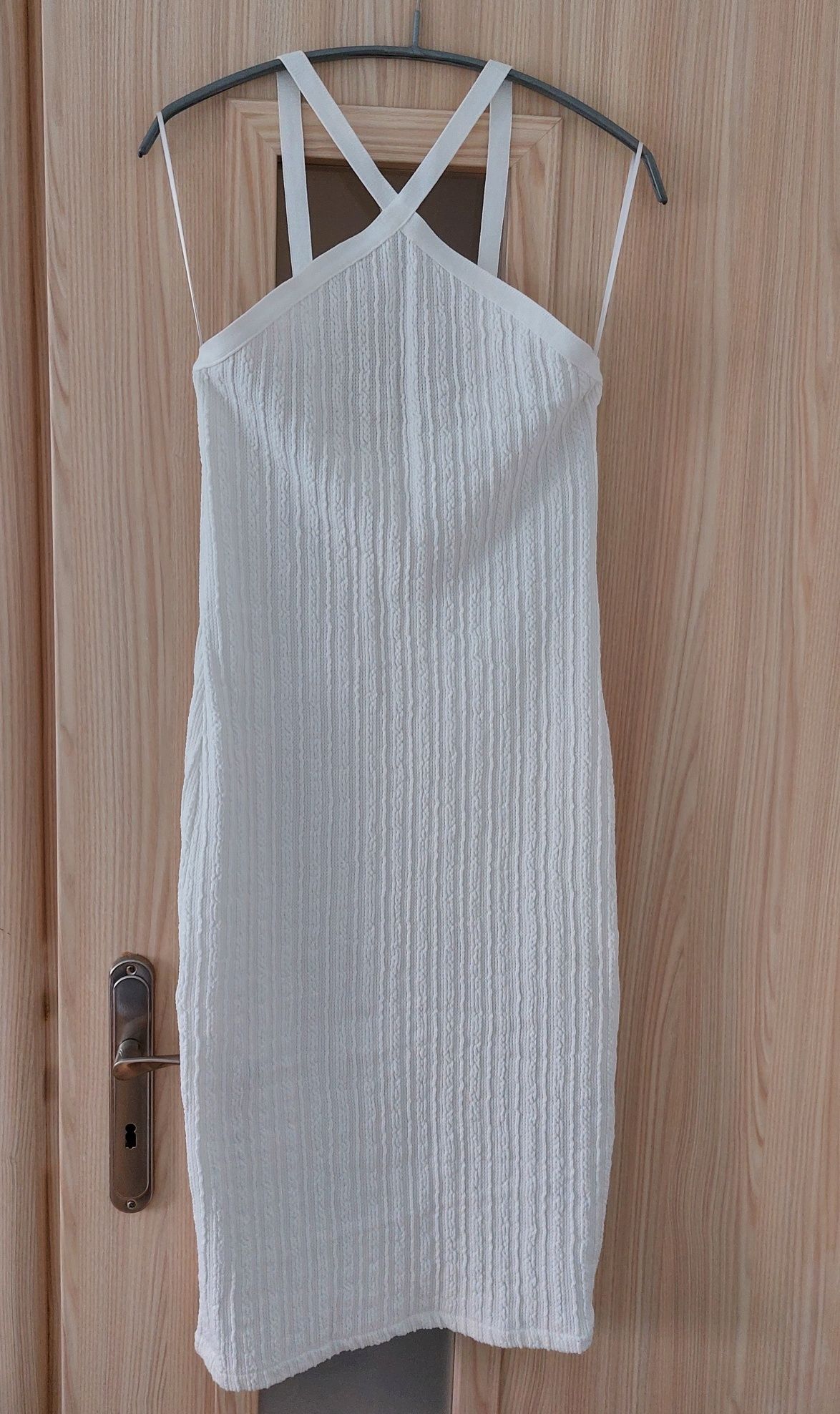 Zara m 38 sukienka biała na ramiączka sweterkowy materiał midi