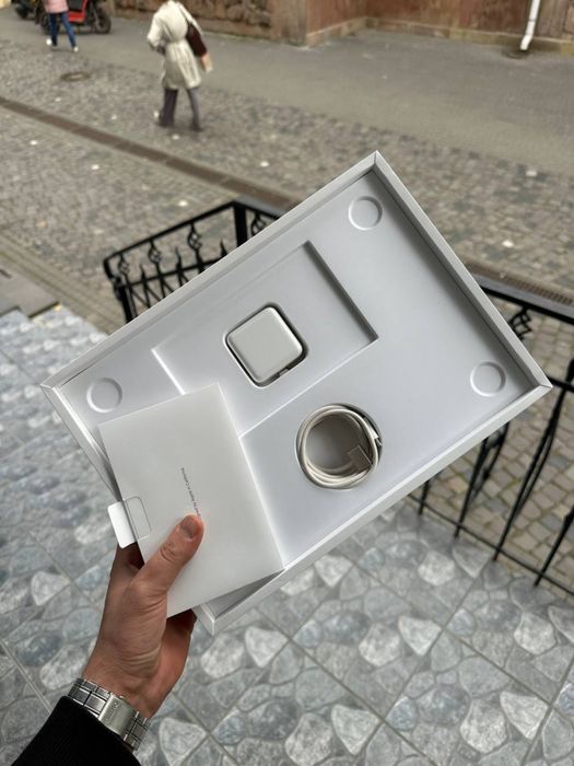 MacBook Air 13,6’ M3 16ram 512ssd Starlight MXCU3 акуму 100% 19 циклів