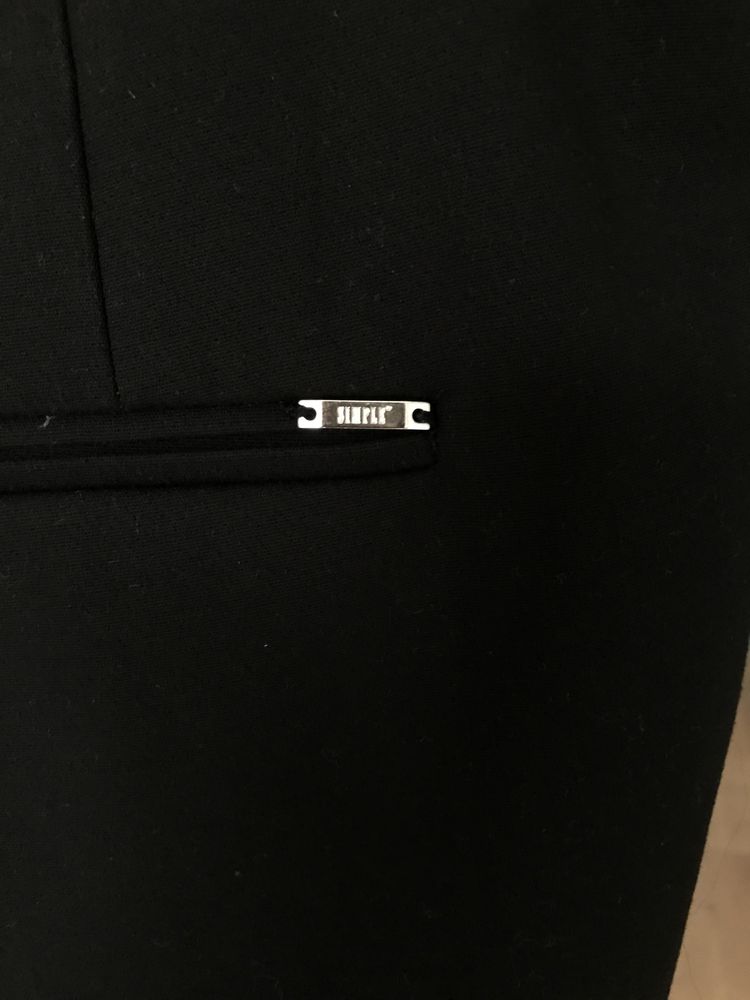 Czarne spodnie Simple XS/34