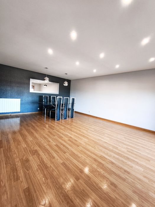 Apartamento T2 em Condomínio Privado – Localização Premium Grijó