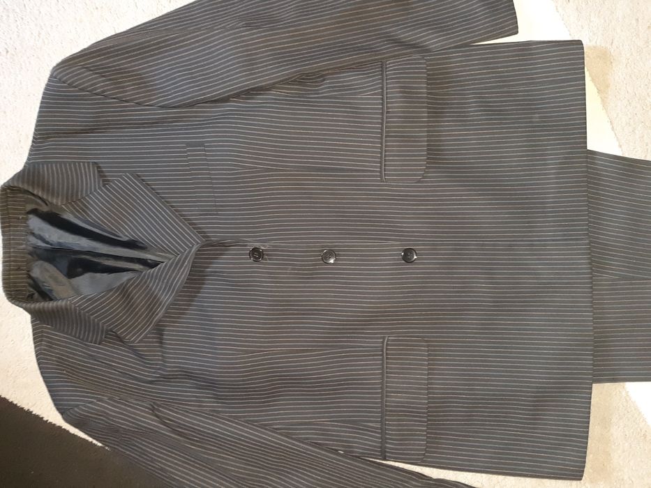 Продам костюм.