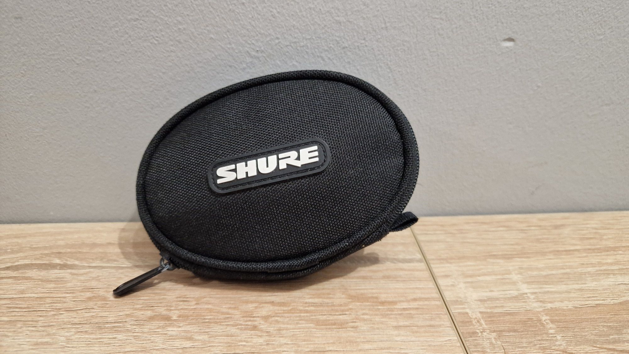 Słuchawki Shure SE215 plus dodatkowe pianki Comply TSX-100 M Comfort