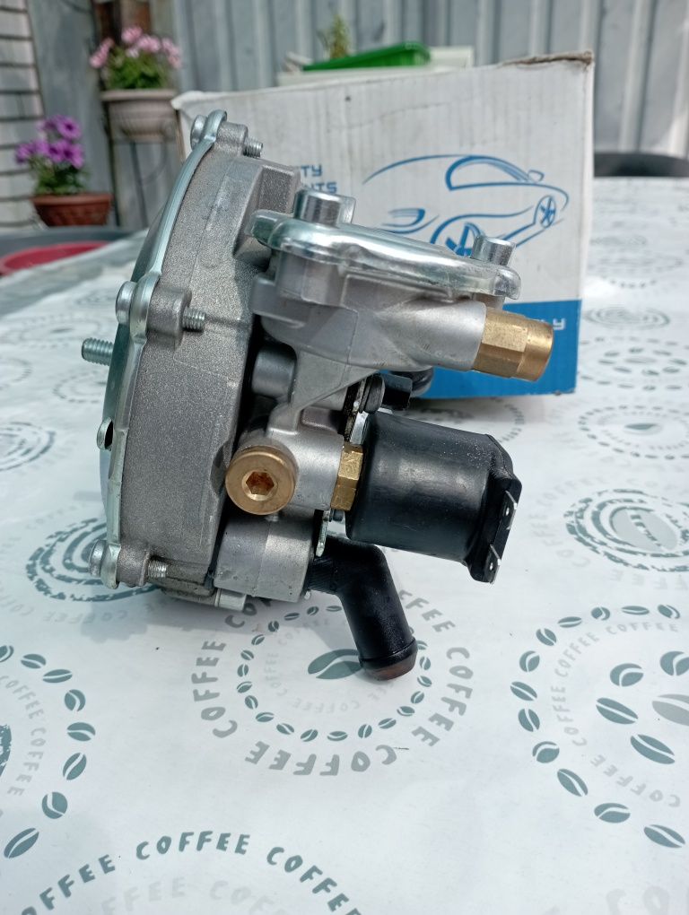 Продам газовый редуктор томасетто АТ07