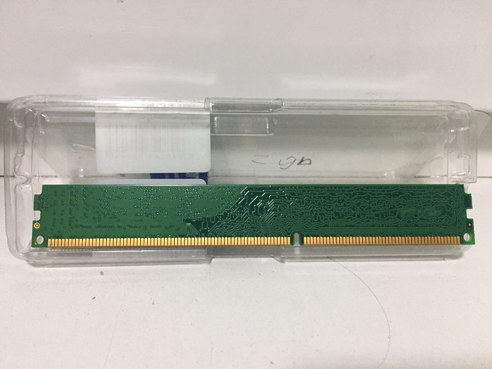 Оперативная память Kingston DDR3 2gb