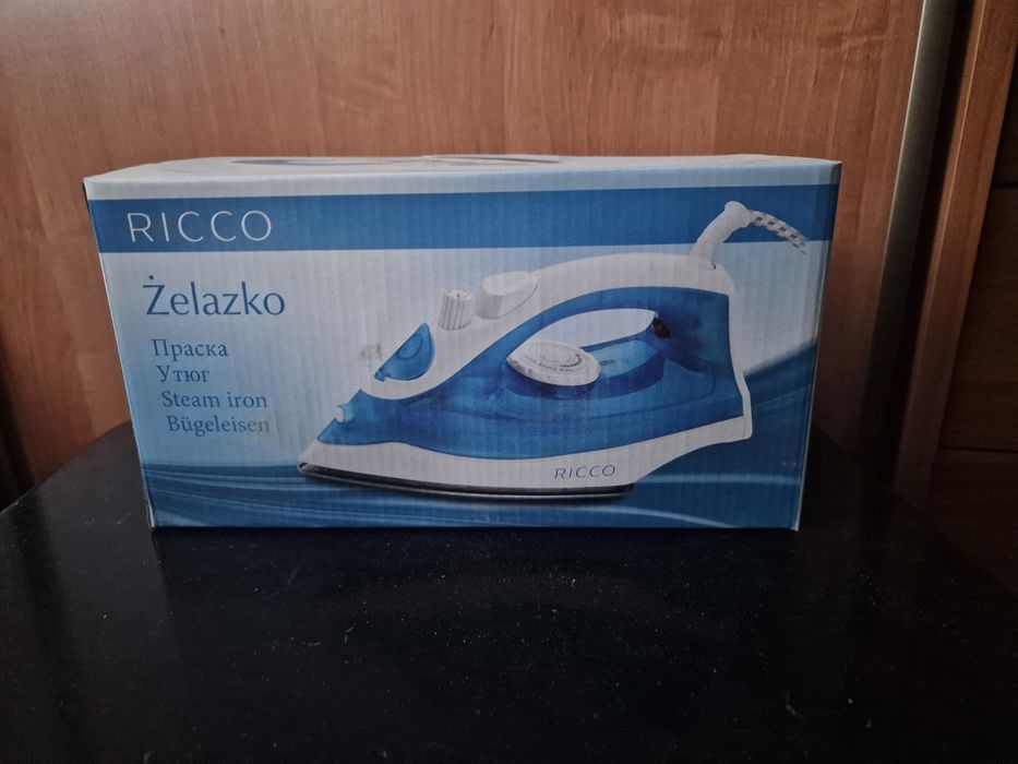 Żelazko uniwersalne Ricco niebieskie