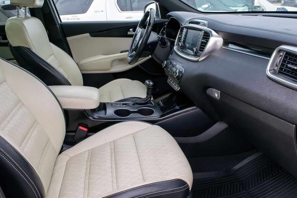 Kia Sorento      2018