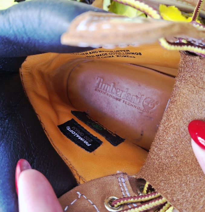 Продам оригінальні черевики Timberland в дуже гарному стані!