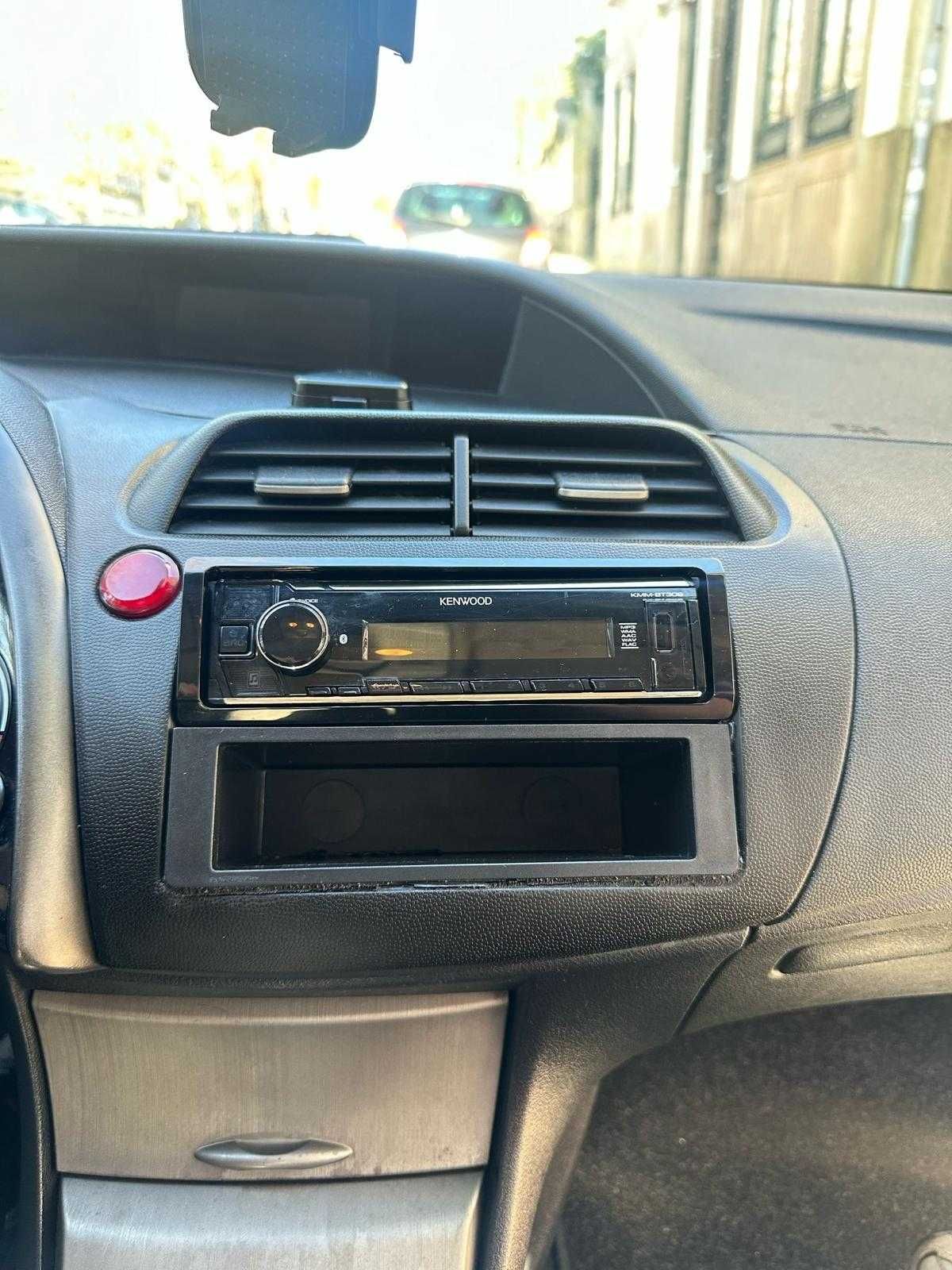 Honda civic hatchback 1.8 2008