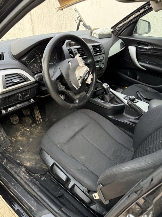 BMW 118d 2013 Pecas