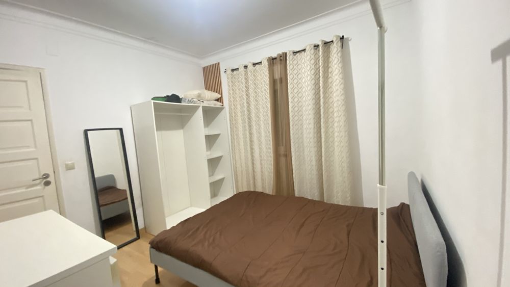 Alugo quarto - Entrada imediata