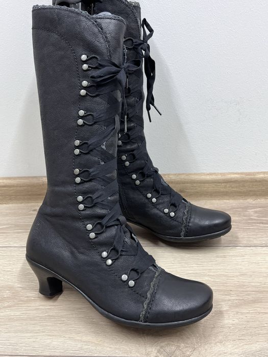 38-39р. шкіряні черевики чоботи в вікторіанському стилі Brako чорні