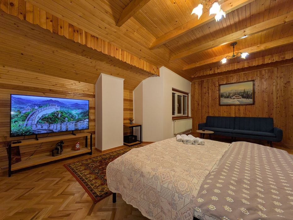 Будинок Славське "Солодка мить", Без господарів, Центр