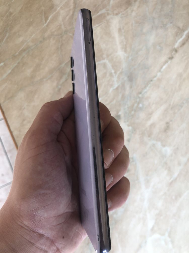 Samsung a32.