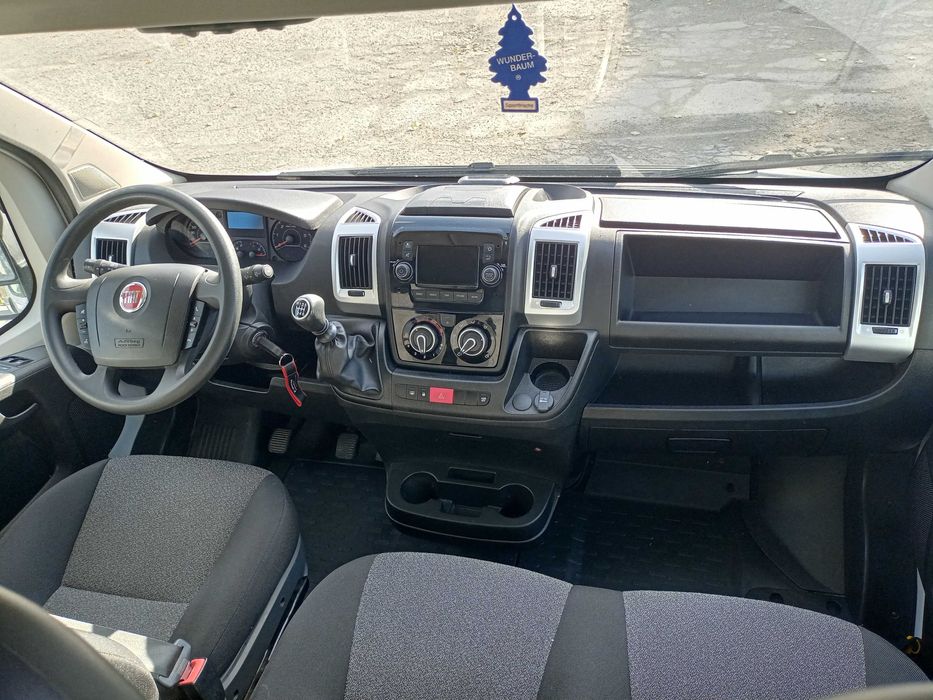 Wynajem busa Fiat Ducato Brygadówka 7 osobowa/ 2020r/160KM