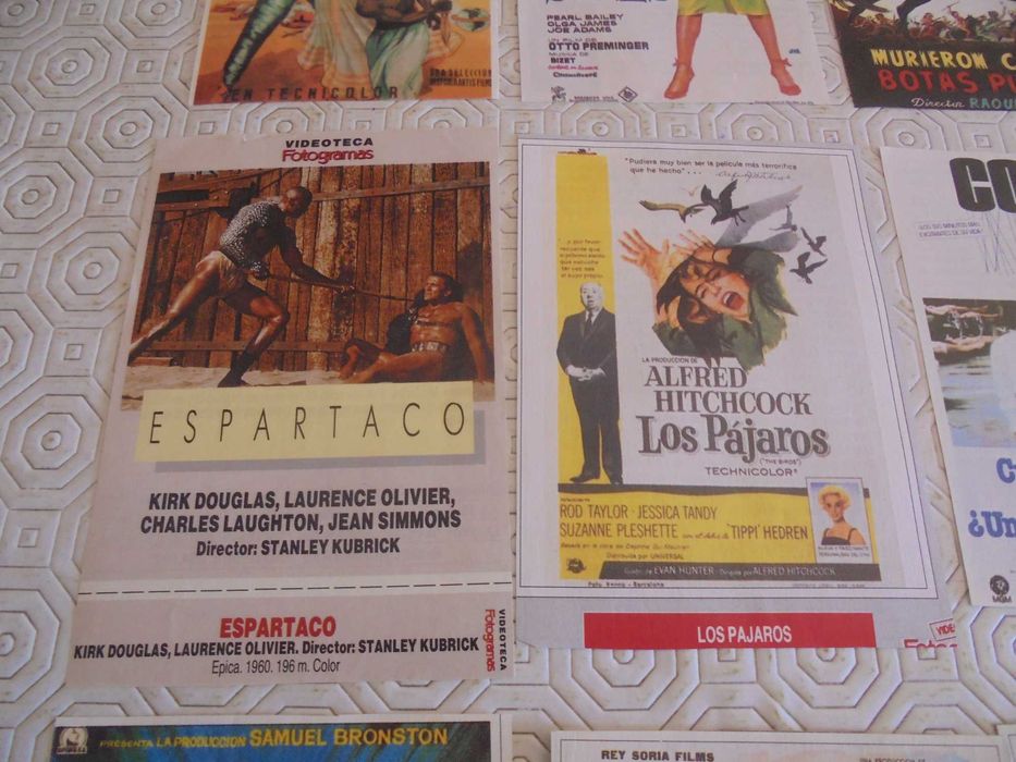 Lote de 12 panfletos de mão de cinema das décadas de 40 a 70