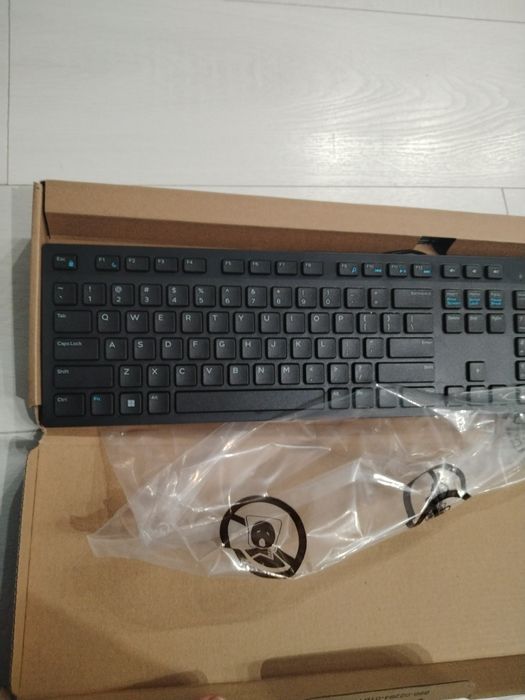 Клавіатура Dell нова!